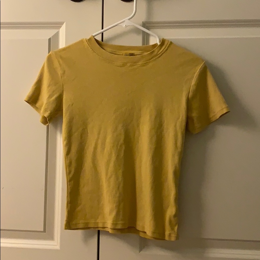 Brandy Melville t shirt
